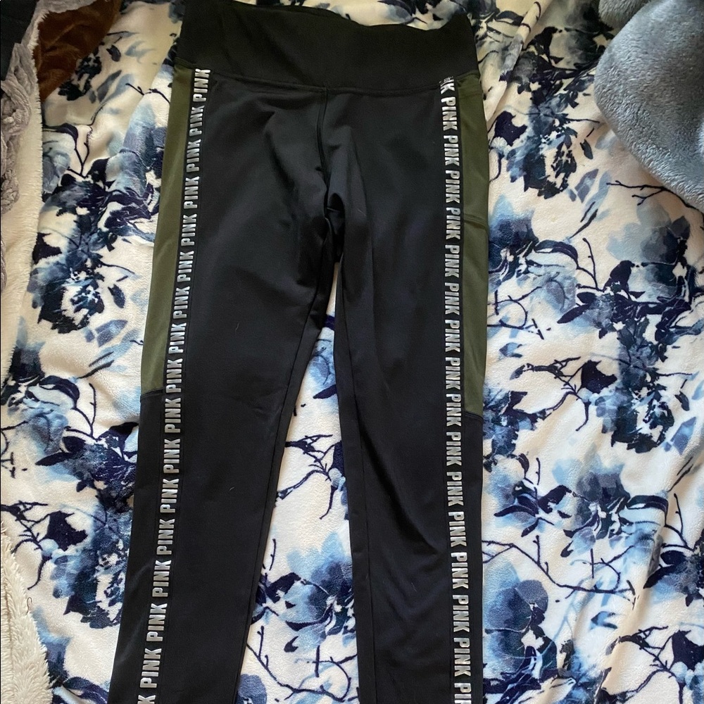 Pink leggings!